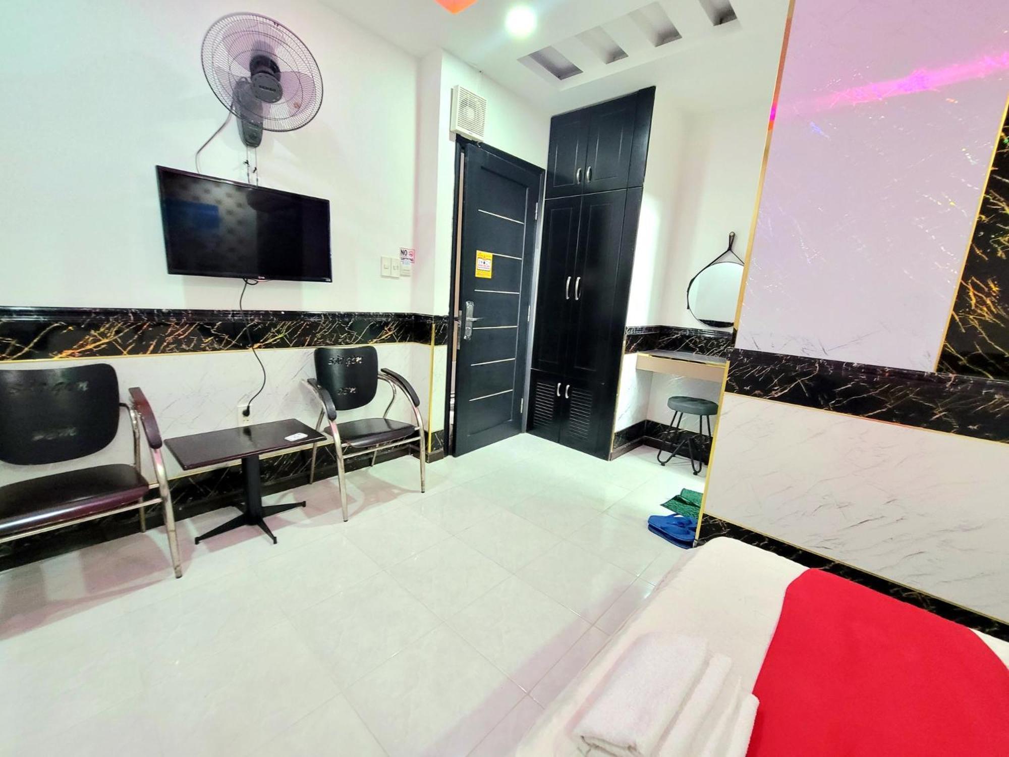 RedDoorz Thiem Thanh on Nguyen Van Dau Street Ho Chi Minh-stad Kamer foto